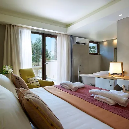 Mistral - For Solo Travelers Hotel Maleme