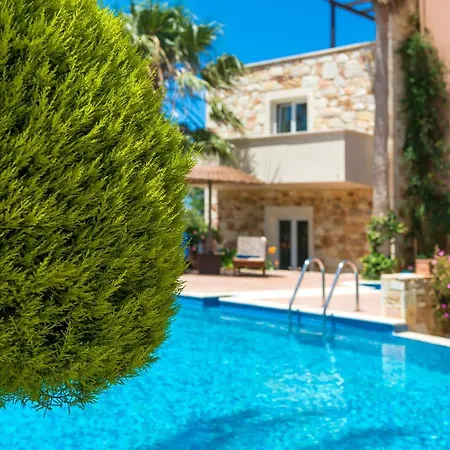 Mistral - For Solo Travelers 3* Maleme
